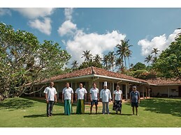 Elevated Family Beach Villa Overlooking Surf Break