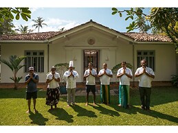 Elevated Family Beach Villa Overlooking Surf Break