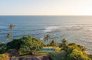 Elevated Family Beach Villa Overlooking Surf Break