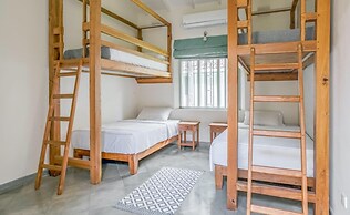 Elevated Family Beach Villa Overlooking Surf Break