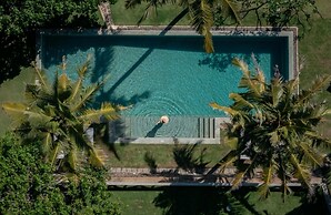 Elevated Family Beach Villa Overlooking Surf Break