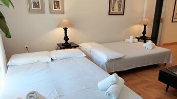 Elegant Apartment in Acropolis