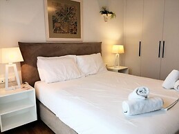 Elegant Apartment in Acropolis