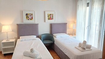 Elegant Apartment in Acropolis