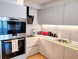 Elegant Apartment in Acropolis