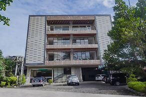 OYO 90312 Bahu Bay Hotel