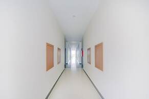 OYO 90312 Bahu Bay Hotel