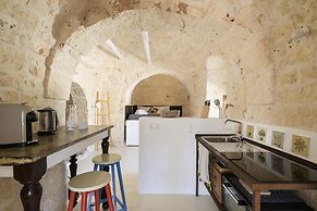 Trullo Cecapesce con Piscina by Wonderful Italy