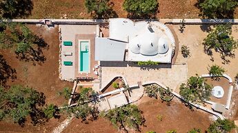 Trullo Cecapesce con Piscina by Wonderful Italy