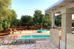 Trullo Cecapesce con Piscina by Wonderful Italy