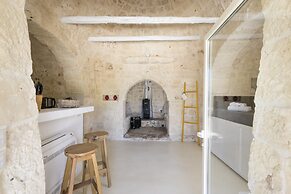 Trullo Cecapesce con Piscina by Wonderful Italy