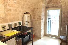 Trullo Cecapesce con Piscina by Wonderful Italy