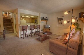 Heavenly Chairview Condo 2 Bedroom Home by RedAwning