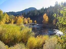 Sweet Retreat Movie Theater, Poolping-pong, Bbq, Summer Swimming