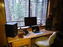 Sweet Retreat Movie Theater, Poolping-pong, Bbq, Summer Swimming