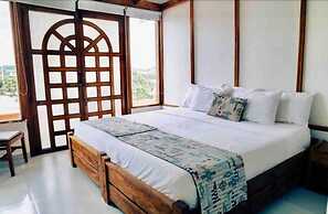 7cn3 House In The Historic Center