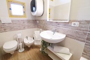 Holiday Home 'aurora A Otranto' With Balcony and Air Conditioning