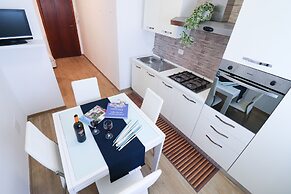 Holiday Home 'aurora A Otranto' With Balcony and Air Conditioning