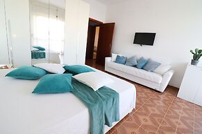 Holiday Home 'aurora A Otranto' With Balcony and Air Conditioning