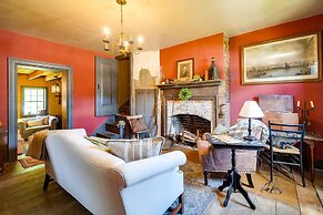 Cumberland House - A Cozy Historical Stay
