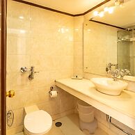 Hotel Baljees Regency