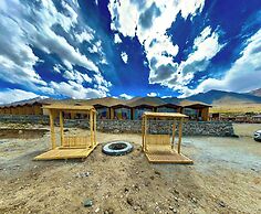 Pangong Heritage Resort