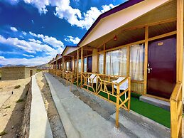 Pangong Heritage Resort