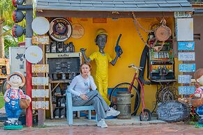 Apinya Resort Bangsarey