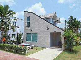 Apinya Resort Bangsarey