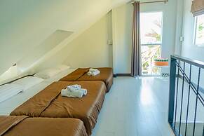 Apinya Resort Bangsarey