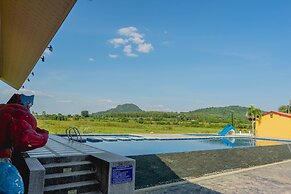 Apinya Resort Bangsarey