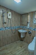 Apinya Resort Bangsarey