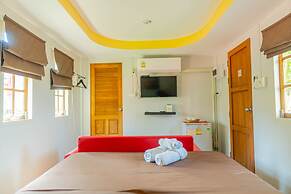 Apinya Resort Bangsarey