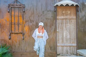 Apinya Resort Bangsarey