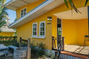 Apinya Resort Bangsarey