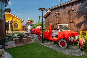 Apinya Resort Bangsarey