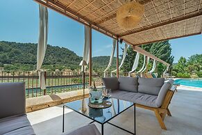 Rondaia Suites & Villas