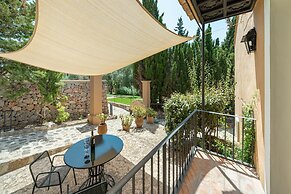 Rondaia Suites & Villas