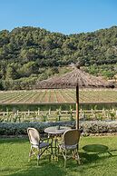 Rondaia Suites & Villas