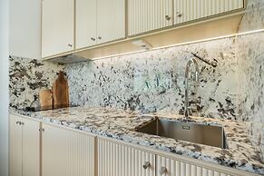 Rondaia Suites & Villas