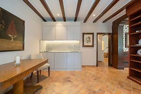 Rondaia Suites & Villas