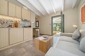 Rondaia Suites & Villas