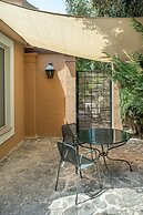 Rondaia Suites & Villas