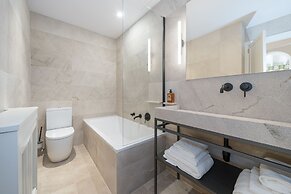 Rondaia Suites & Villas