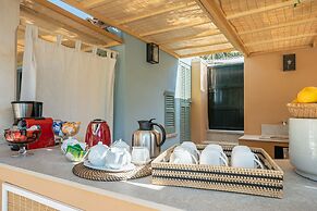 Rondaia Suites & Villas