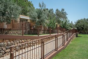 Rondaia Suites & Villas