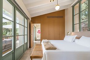 Rondaia Suites & Villas