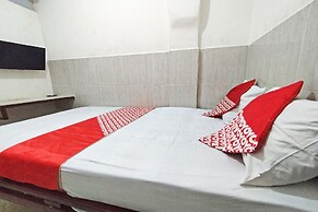 OYO 92157 Benteng Kost