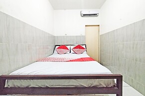 OYO 92157 Benteng Kost