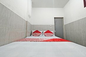 OYO 92157 Benteng Kost